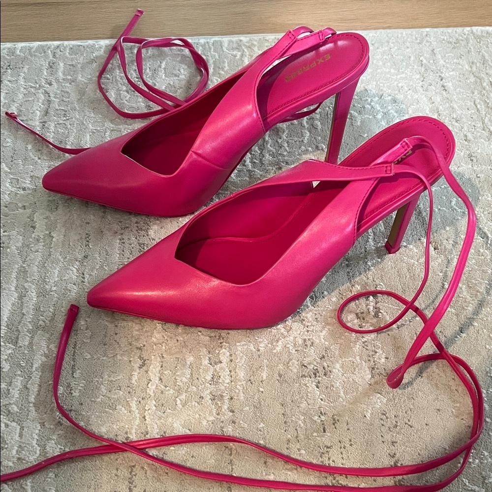 Express magenta tie up heels